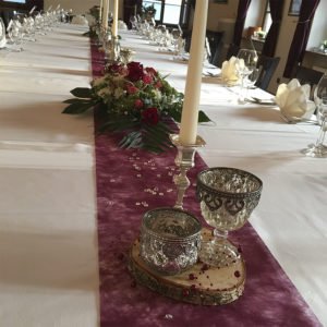 Feiern geschmueckte Tafel